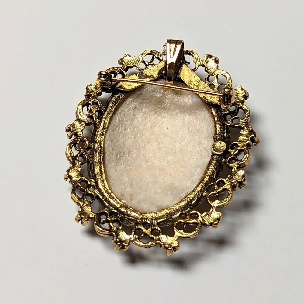 Vintage 1960s Gold Tone Filigree Sugared Oval Children Reading Librarian Brooch